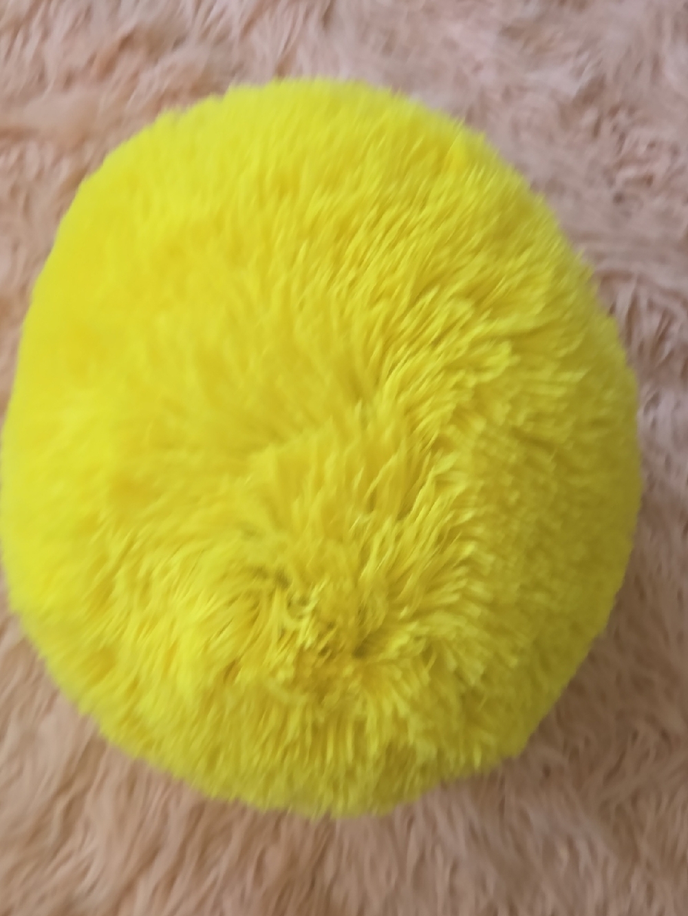 Mainstays Yellow Round Fluffy Pillow